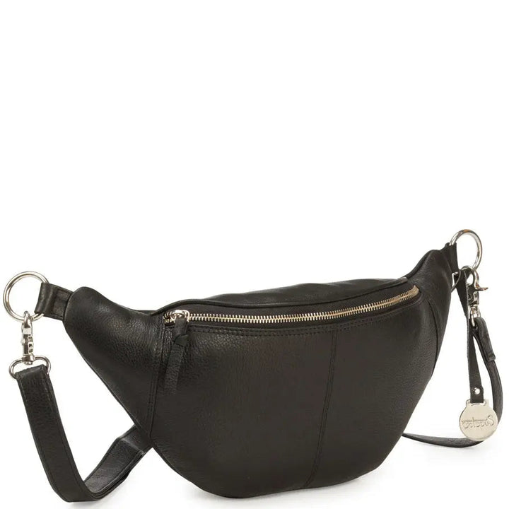 Style North i sort. Stor bumbag i flot kvalitetslæder m. store flotte ringe i sølv - Octopus Denmark