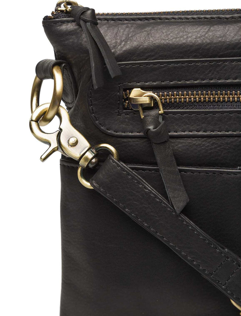Style Dakar. Smuk skulder- og crossbodytaske i læder i mellemstørrelse Octopus Denmark