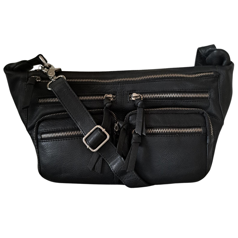 BEMÆRK: Kollektionsprøve. Style Parrot i sort. Meget stor unisex bumbag i smukt kvalitetslæder med otte udvendige rum/lommer