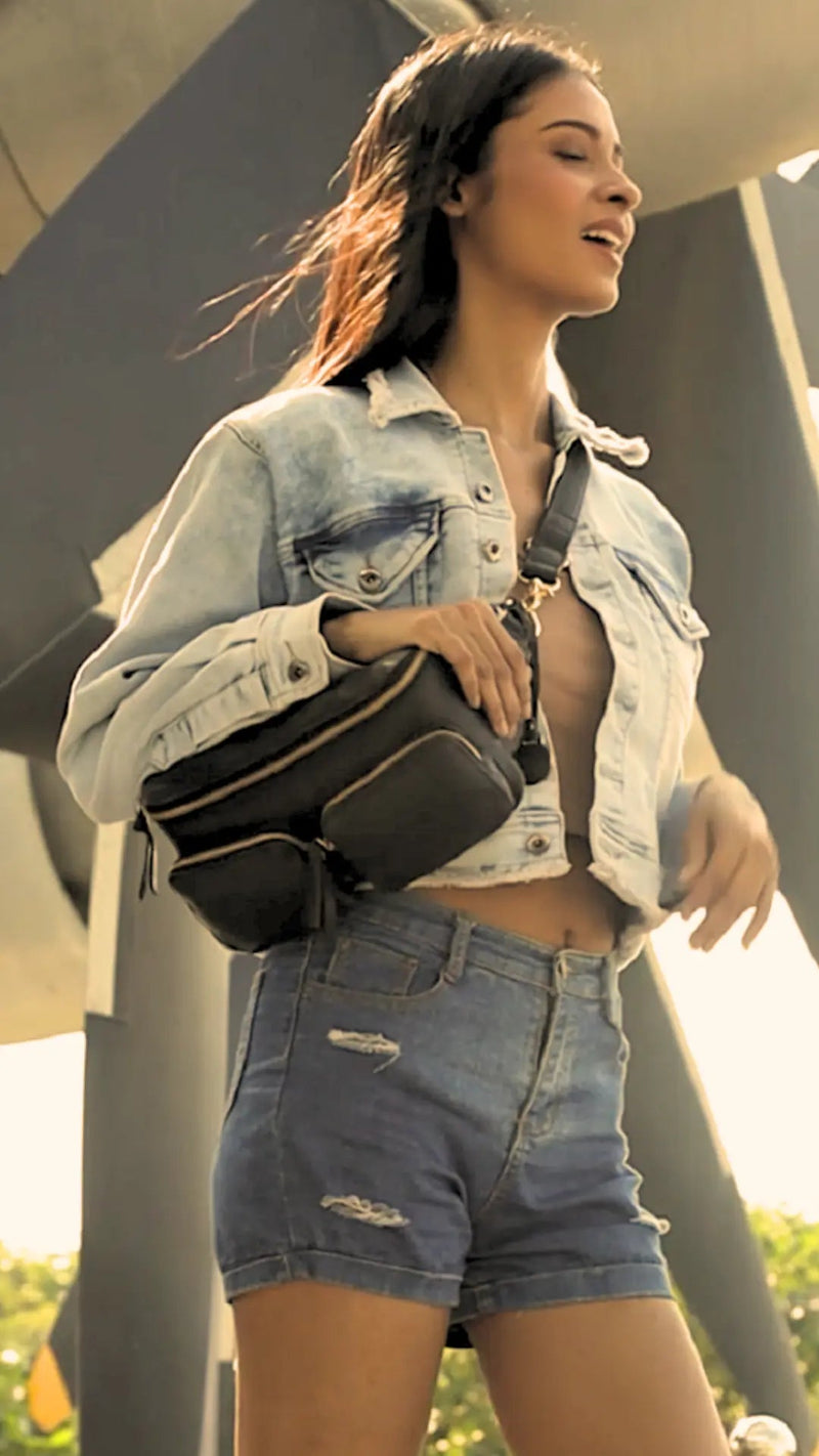 Style Nile i sort læder m. guld lynlås. Suveræn skulder,- crossbody & bumbag taske m. lynlåse i guld - Octopus Denmark