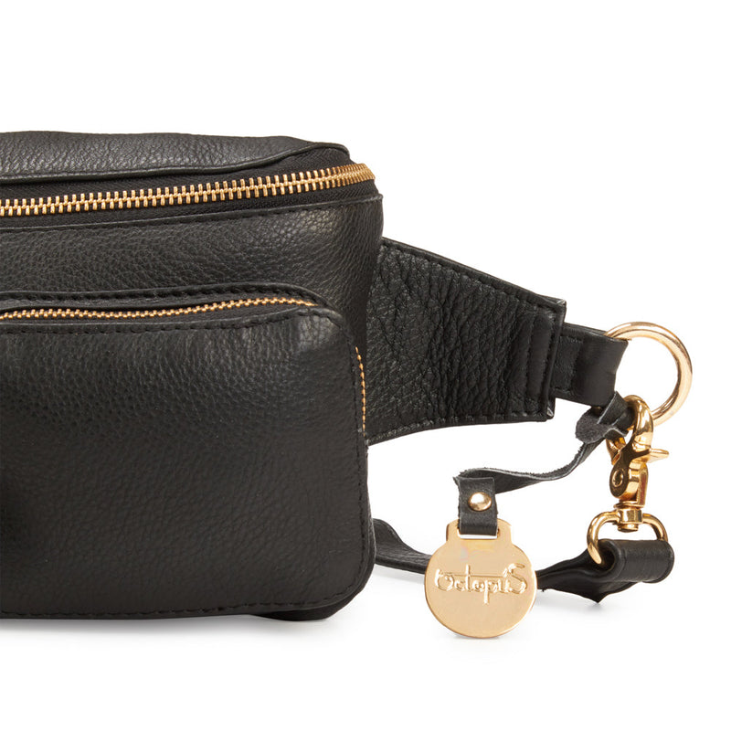 Style Nile i sort læder m. guld lynlås. Suveræn skulder,- crossbody & bumbag taske m. lynlåse i guld - Octopus Denmark