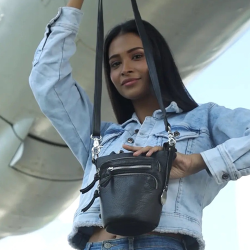 Style Nirvana i sort. Enestående og sublim bumbag, crossbody- og skuldertaske med mange rum og lommer - Octopus Denmark
