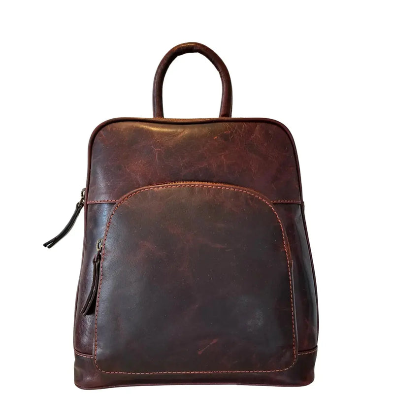 Style Peru i smukt mørkebrunt læder. Funktionel og stilfuld unisex rygsæk i buff oily-læder med et råt, mat finish og fede detaljer Octopus Denmark