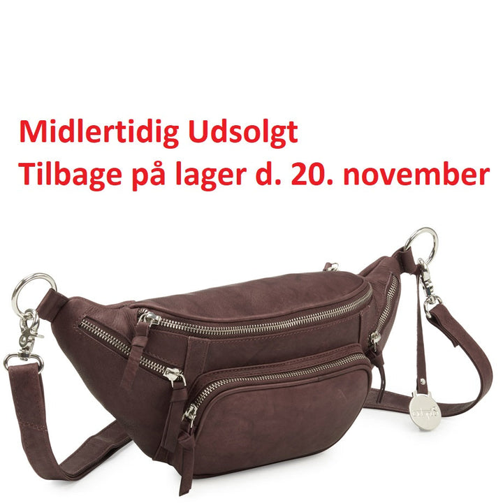 Style Norma i flot mørkebrun. Vidunderlig stor bumbag i læder m. masser af rum. Rolls-Royce modellen indenfor bumbags Octopus Denmark