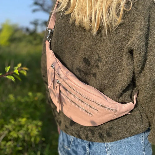 Style Cinta i smuk støvet rosa. Lækker kombineret bumbag / bæltetaske i flot læder Octopus Denmark