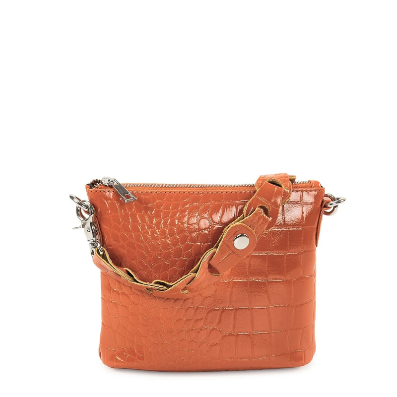 Style Limassol i en smuk orange. Skøn lille håndtaske/clutch med flot flettet håndrem (6711599005766)