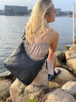 Style Mallorca i sort. Vidunderlig lædertaske til skulder & crossbody Octopus Denmark