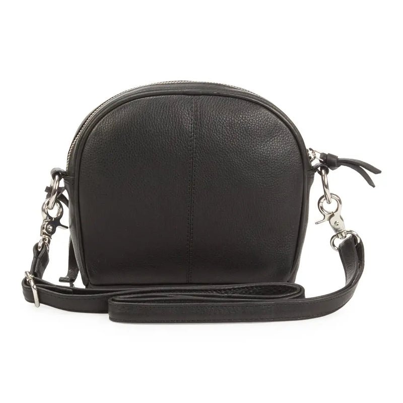 Style Narsaq i smukt sort læder. Fantastisk slingbag i læder til skulder & crossbody Octopus Denmark