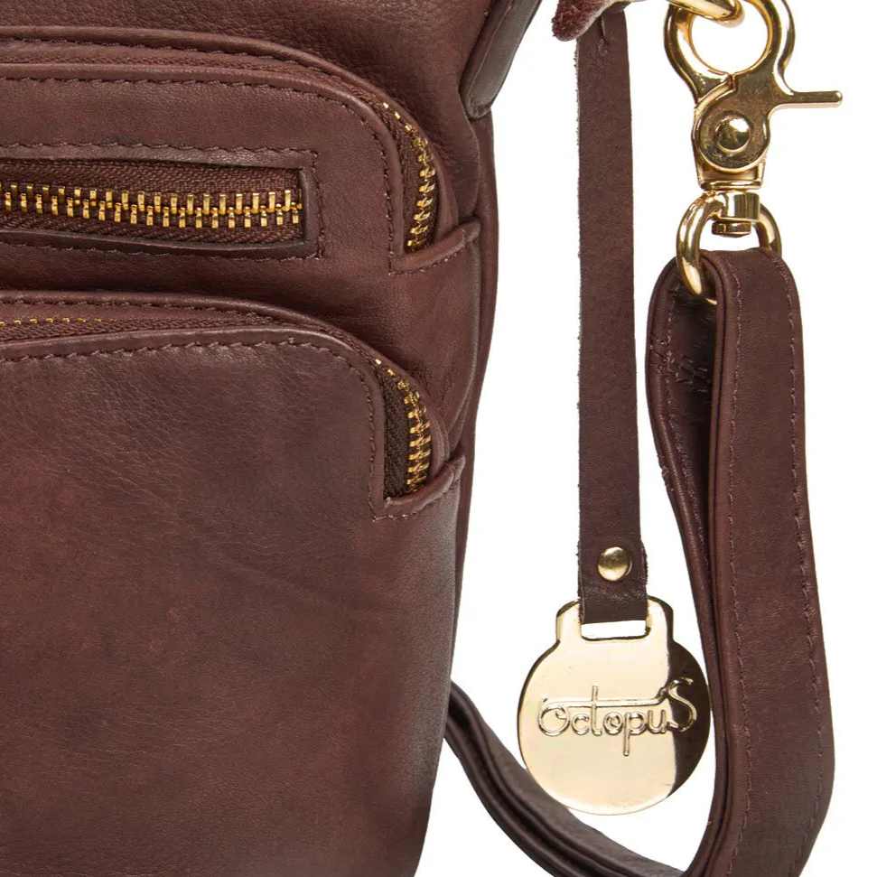  Style Nirvana i mørkebrun m. guld. Sublim mindre bumbag / skuldertaske / crossbody m. mange rum og lommer